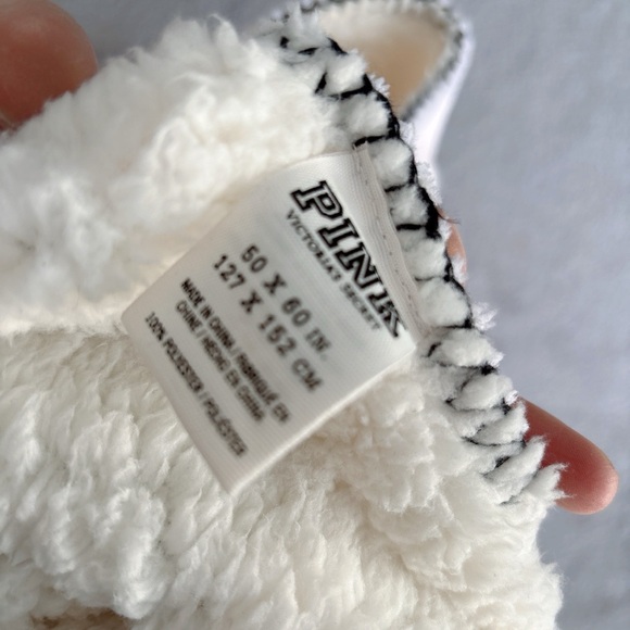 Victoria's Secret PINK Blanket - Red and Black - Picture 2 of 3